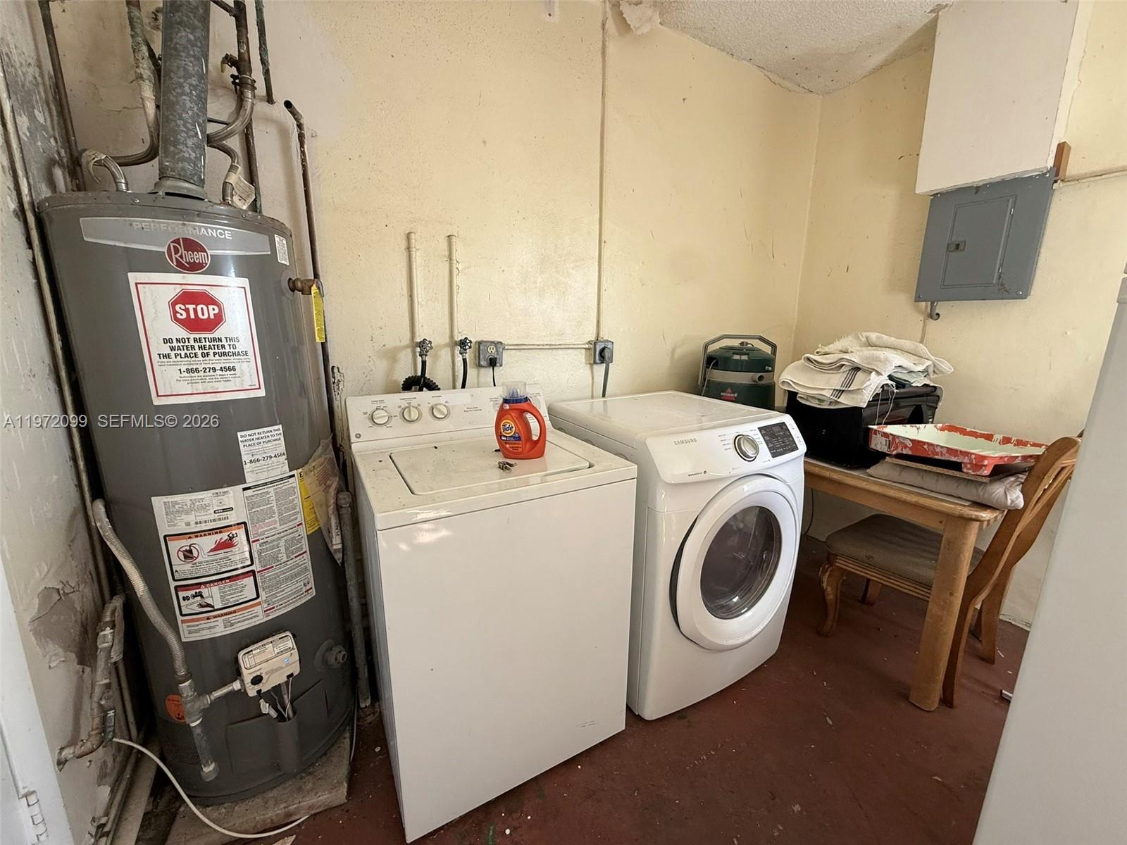 SUNRISE GOLF VLG SEC 24 - Residential