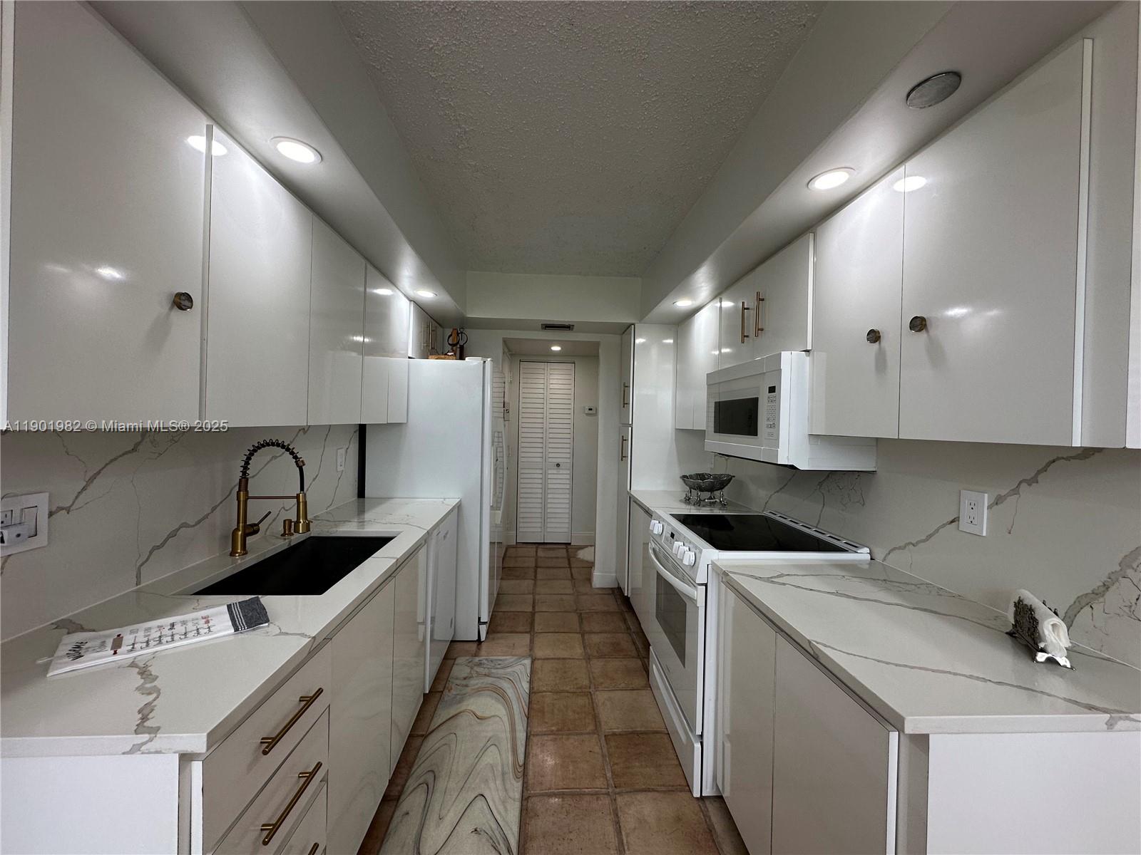 PARK PLACE CONDOMINIUM NO - Residential