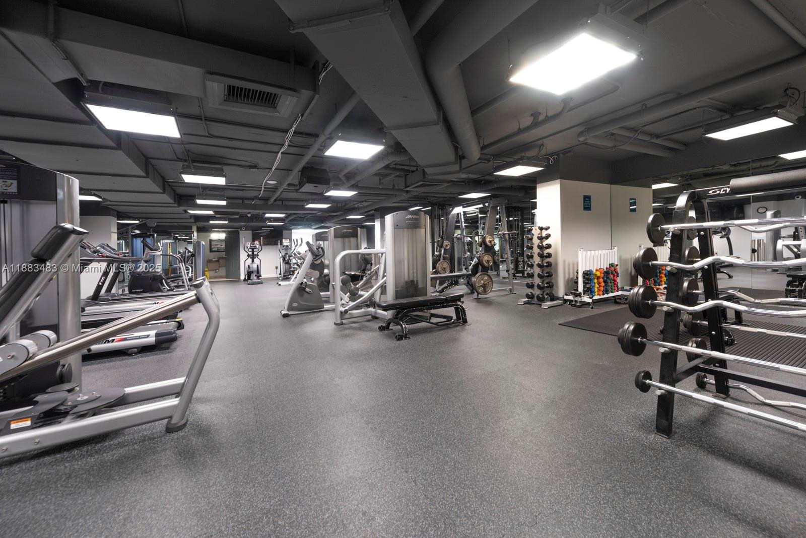 TIDES AT BRIDGESIDE SQUAR - Residential