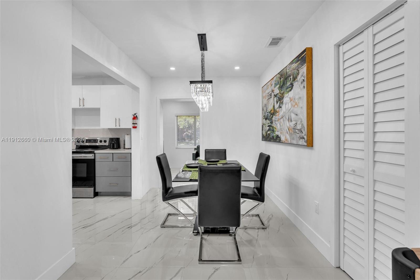 EDEN PARK - Residential Lease