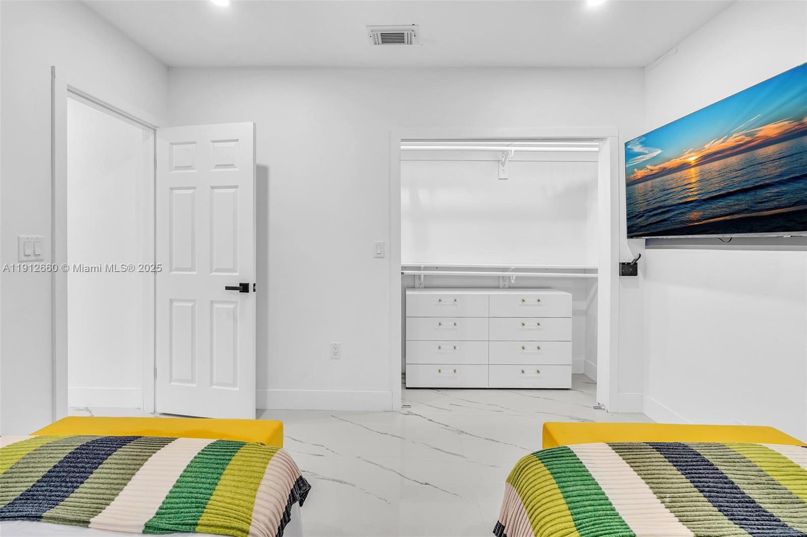 EDEN PARK - Residential Lease