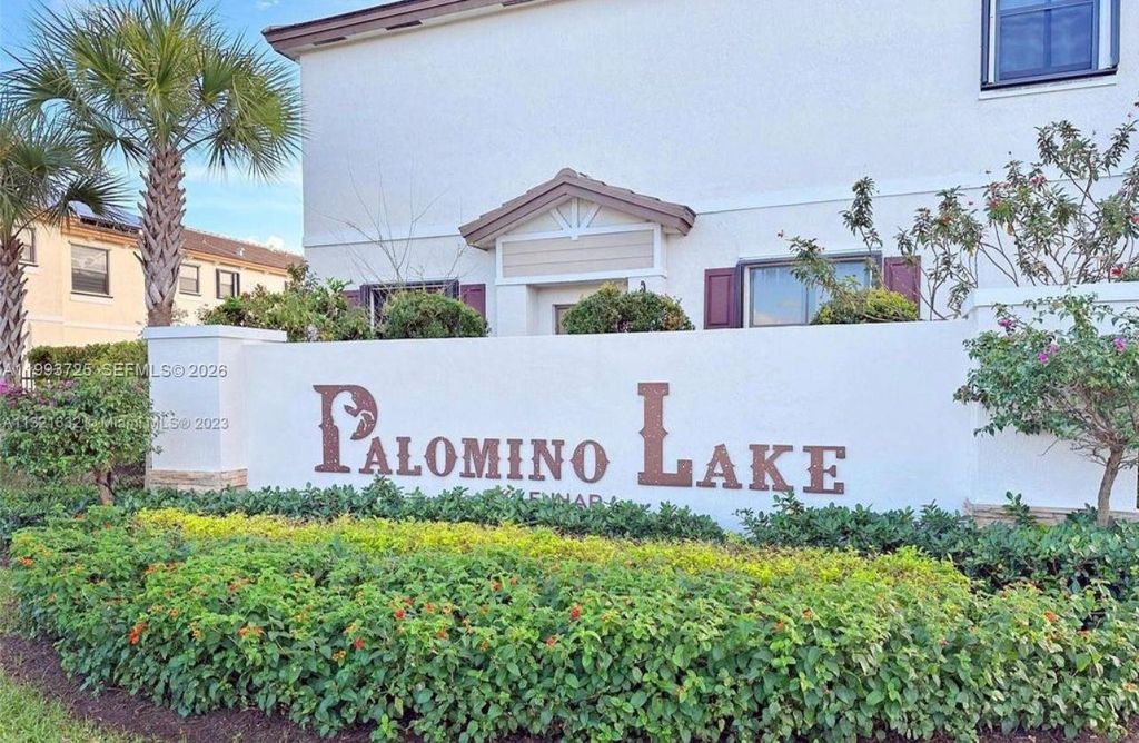 Photo of 5942 Mustang Mnr, Davie, FL 33314 (MLS # A11993725)