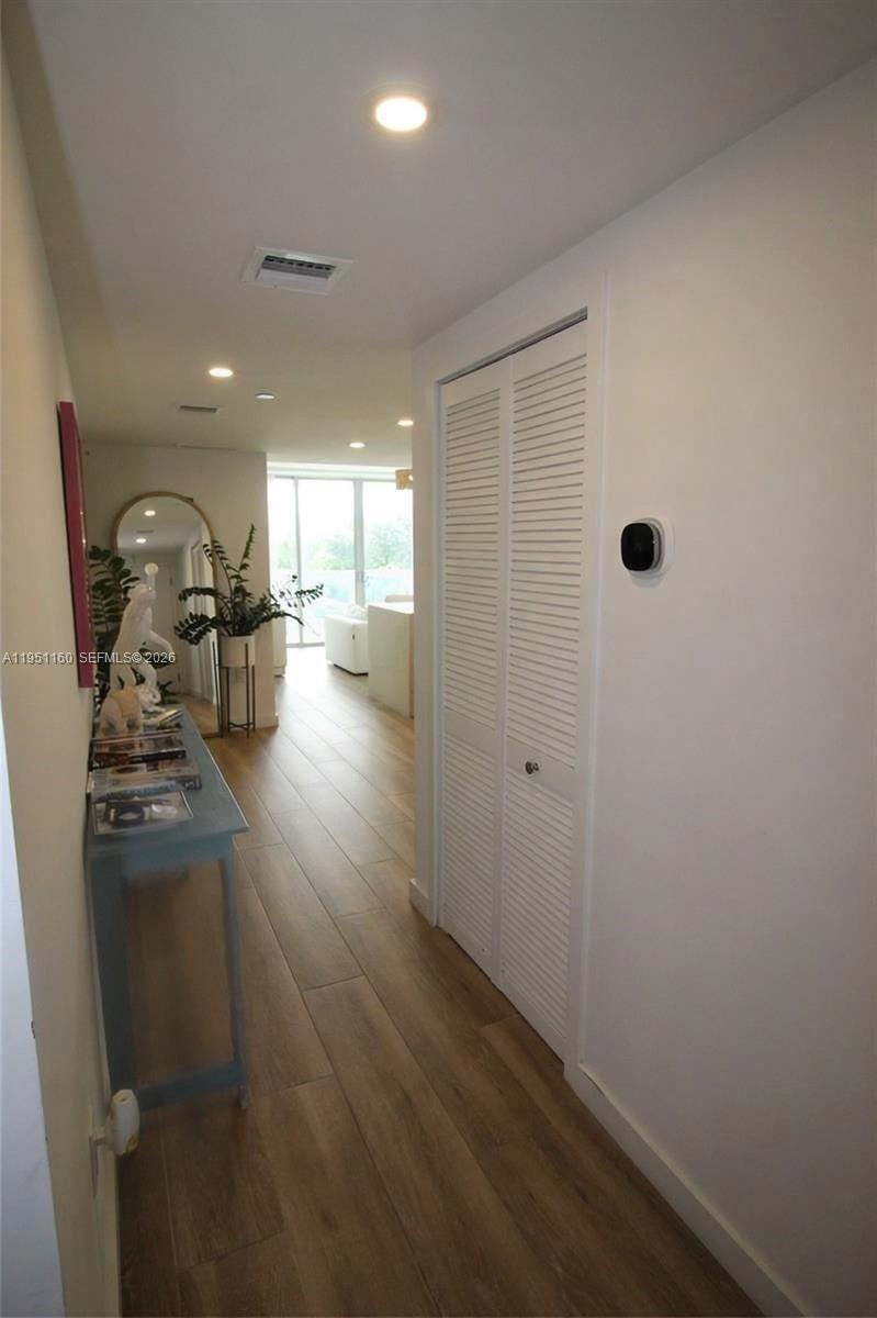 THE HIGHLANDS CONDO - Residential