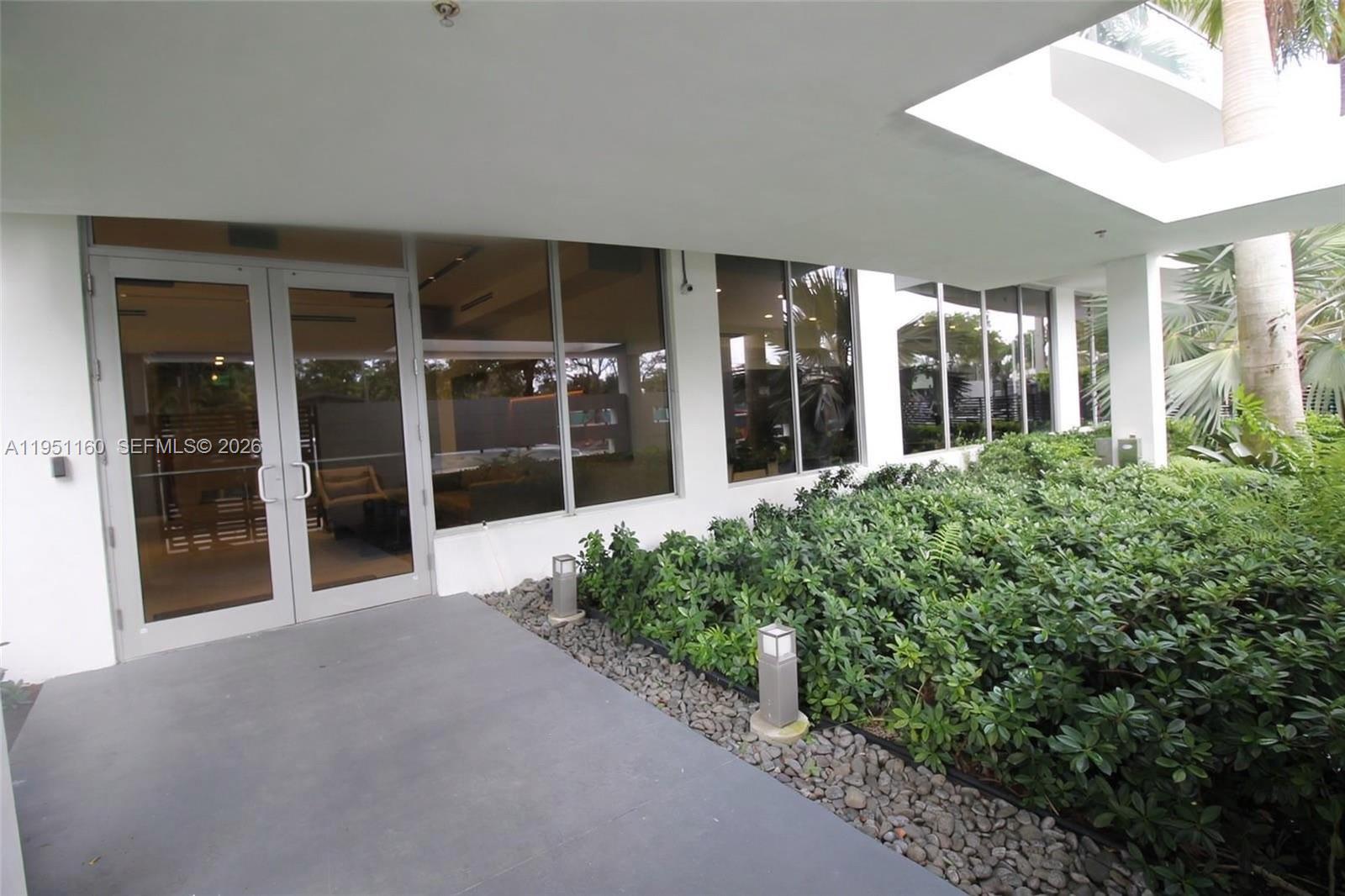 THE HIGHLANDS CONDO - Residential