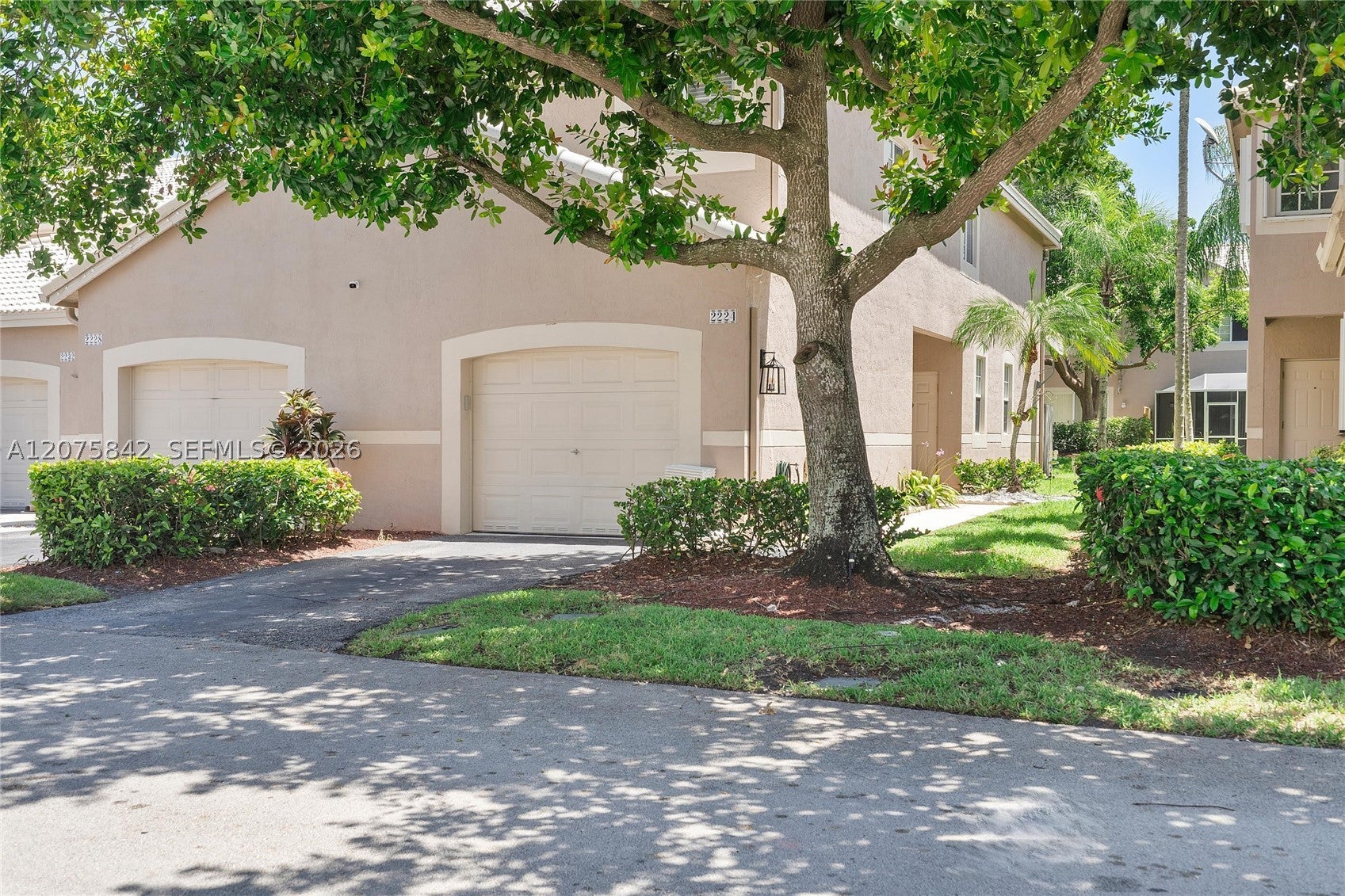 2224 Salerno Cir