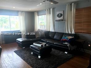 ENGLEWOOD - Residential Lease