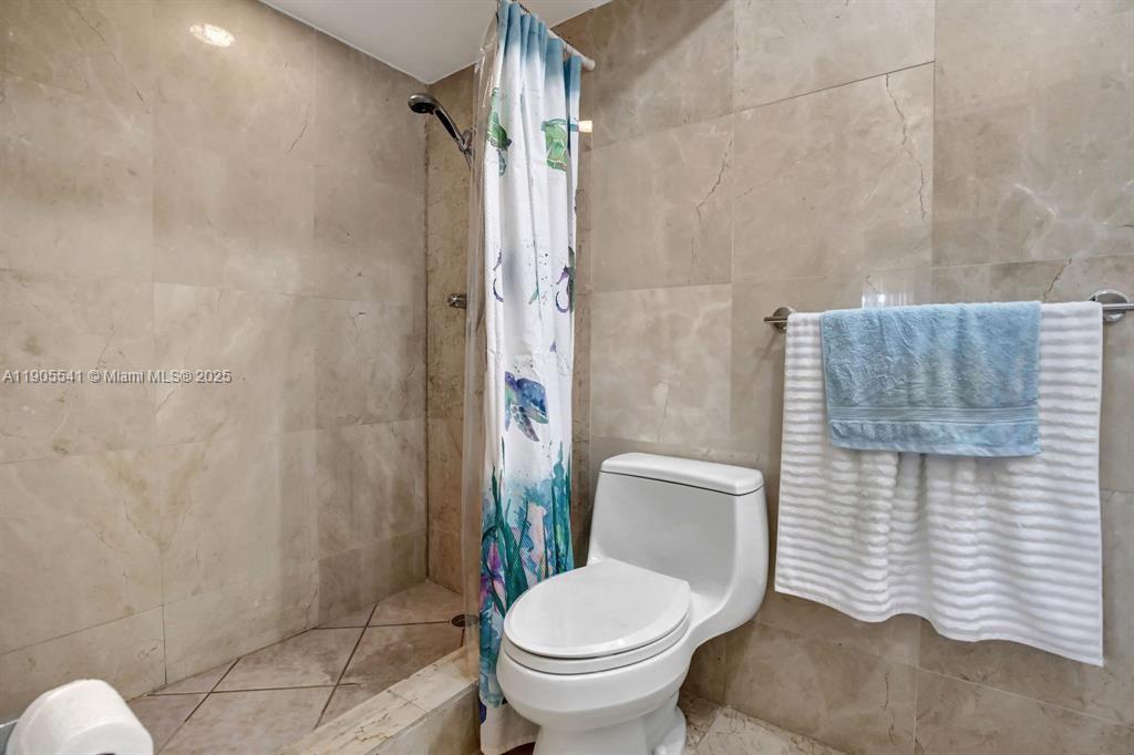 MEADOWBROOK TOWERS CONDO - Residential