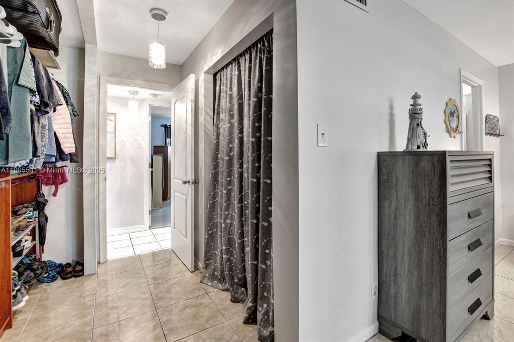 MEADOWBROOK TOWERS CONDO - Residential