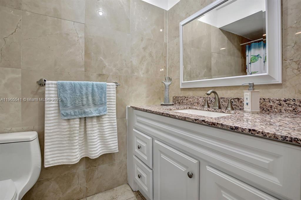 MEADOWBROOK TOWERS CONDO - Residential