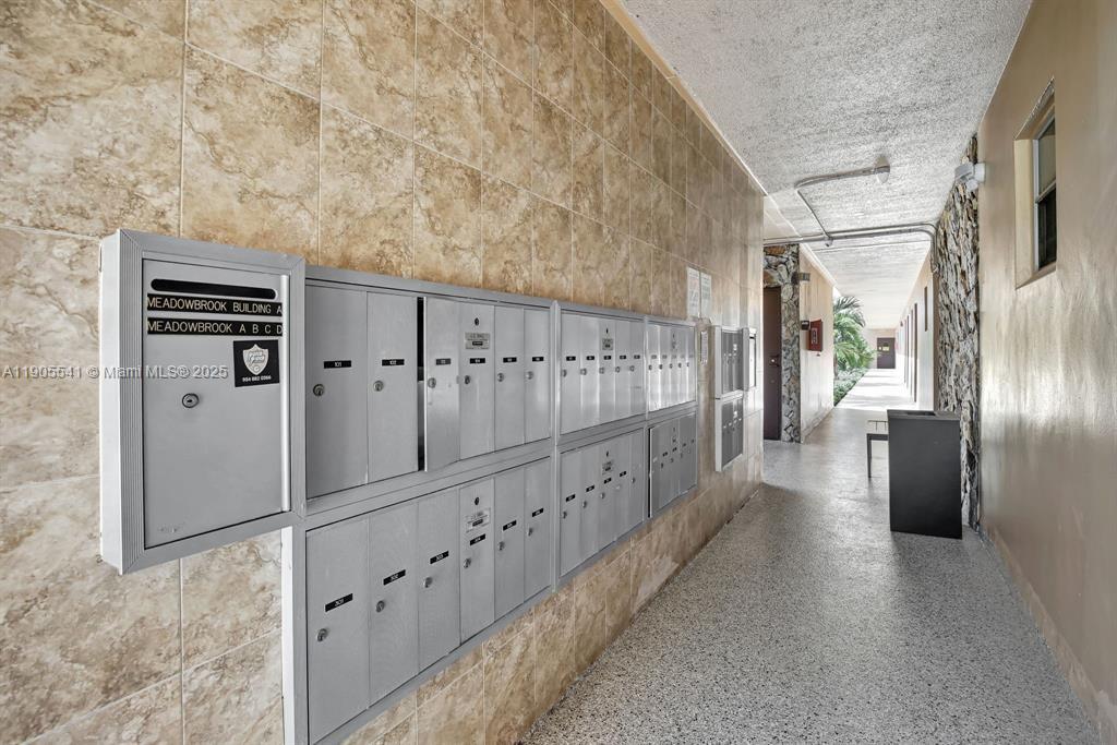 MEADOWBROOK TOWERS CONDO - Residential