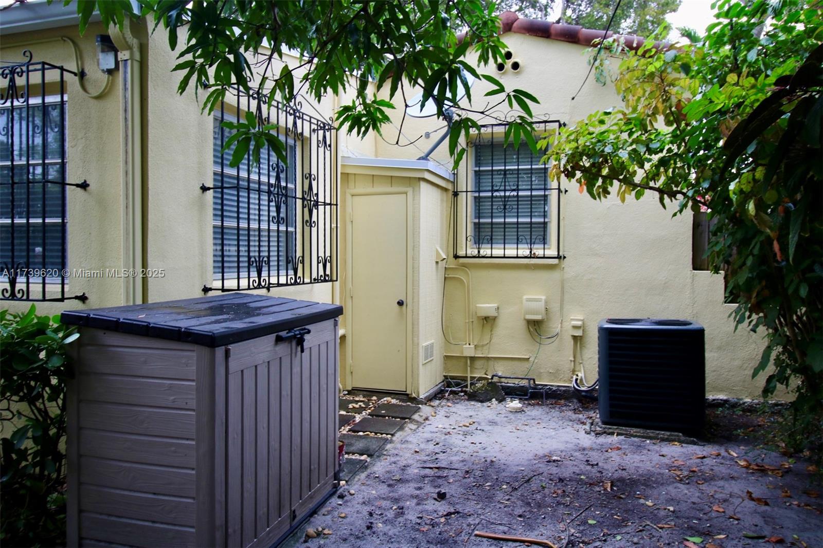 Palm Grove - Residential Income