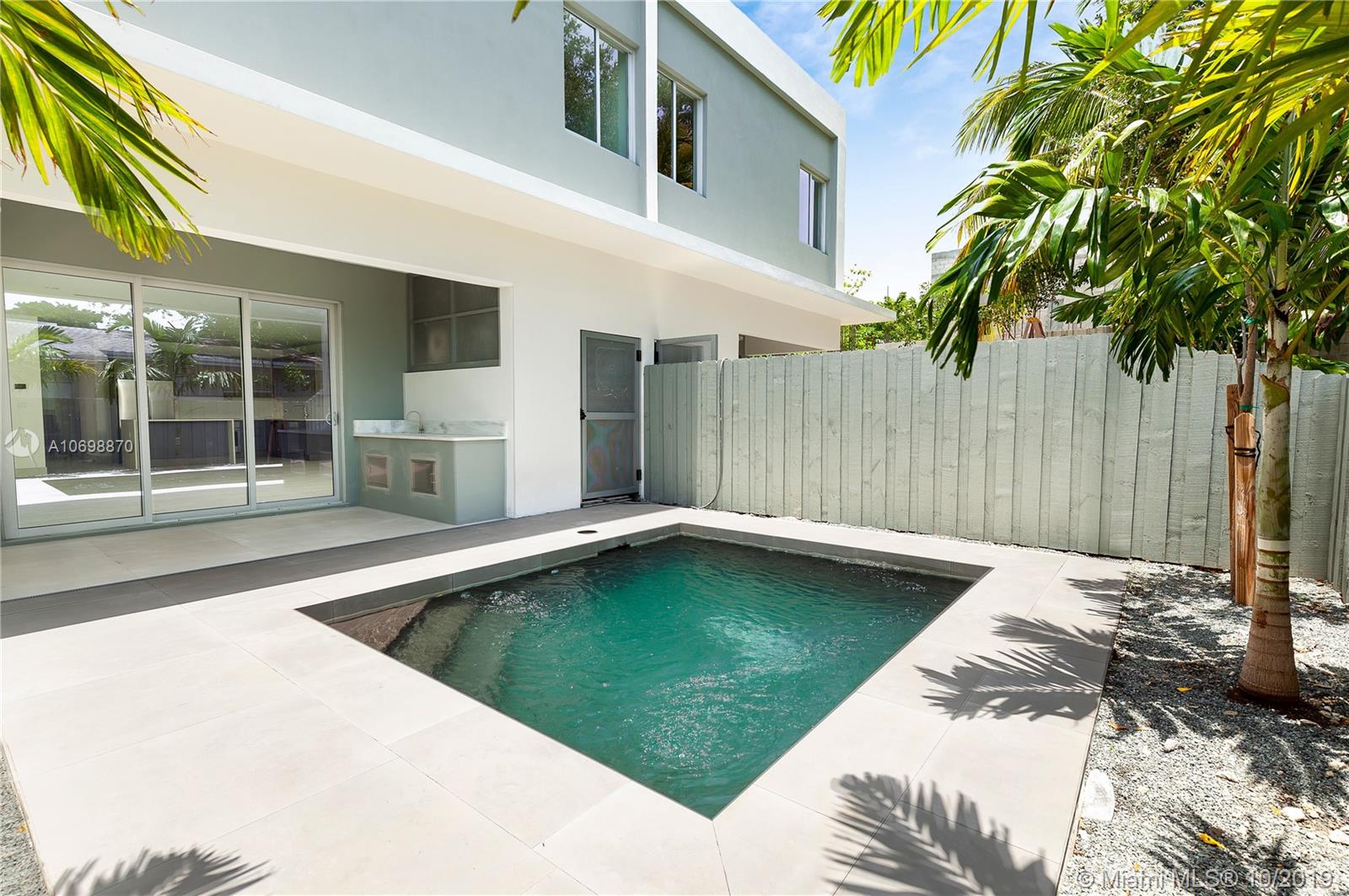 AGM Townhomes - Residential