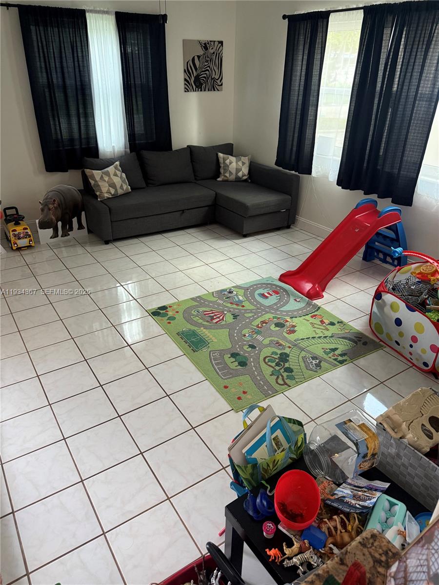 KIMBERLY VILLAGE SEC ONE - Residential