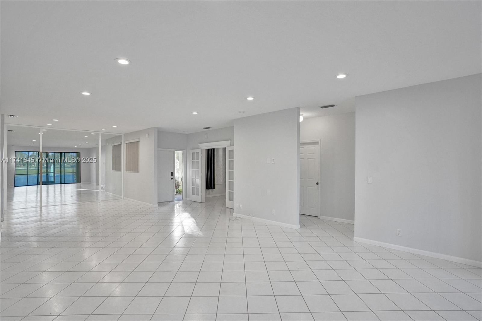 MONTEGO BAY AT BOCA POINT - Residential Lease