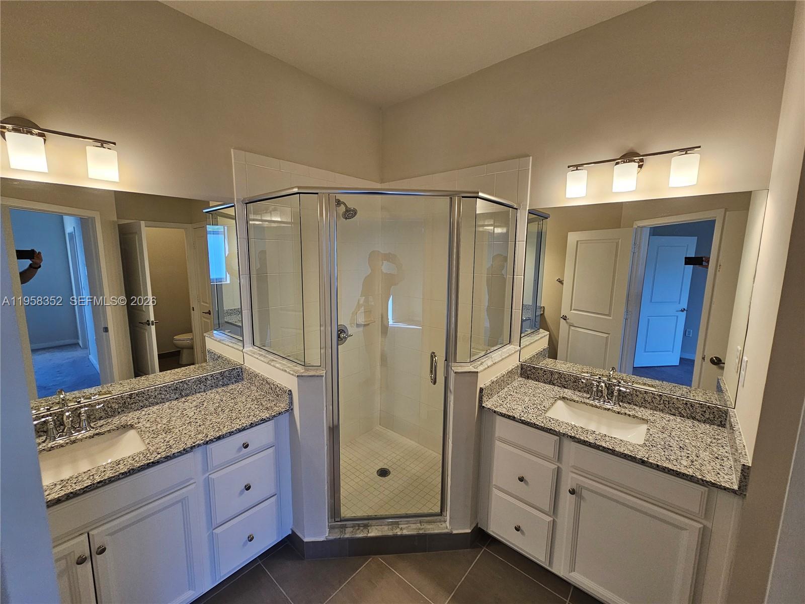 MC RESIDENTIAL - Residential