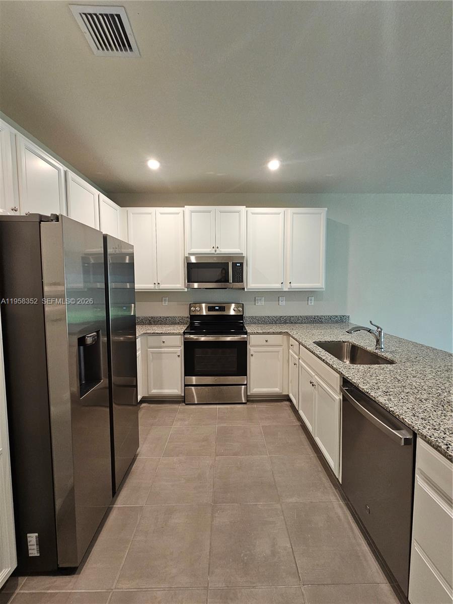 MC RESIDENTIAL - Residential