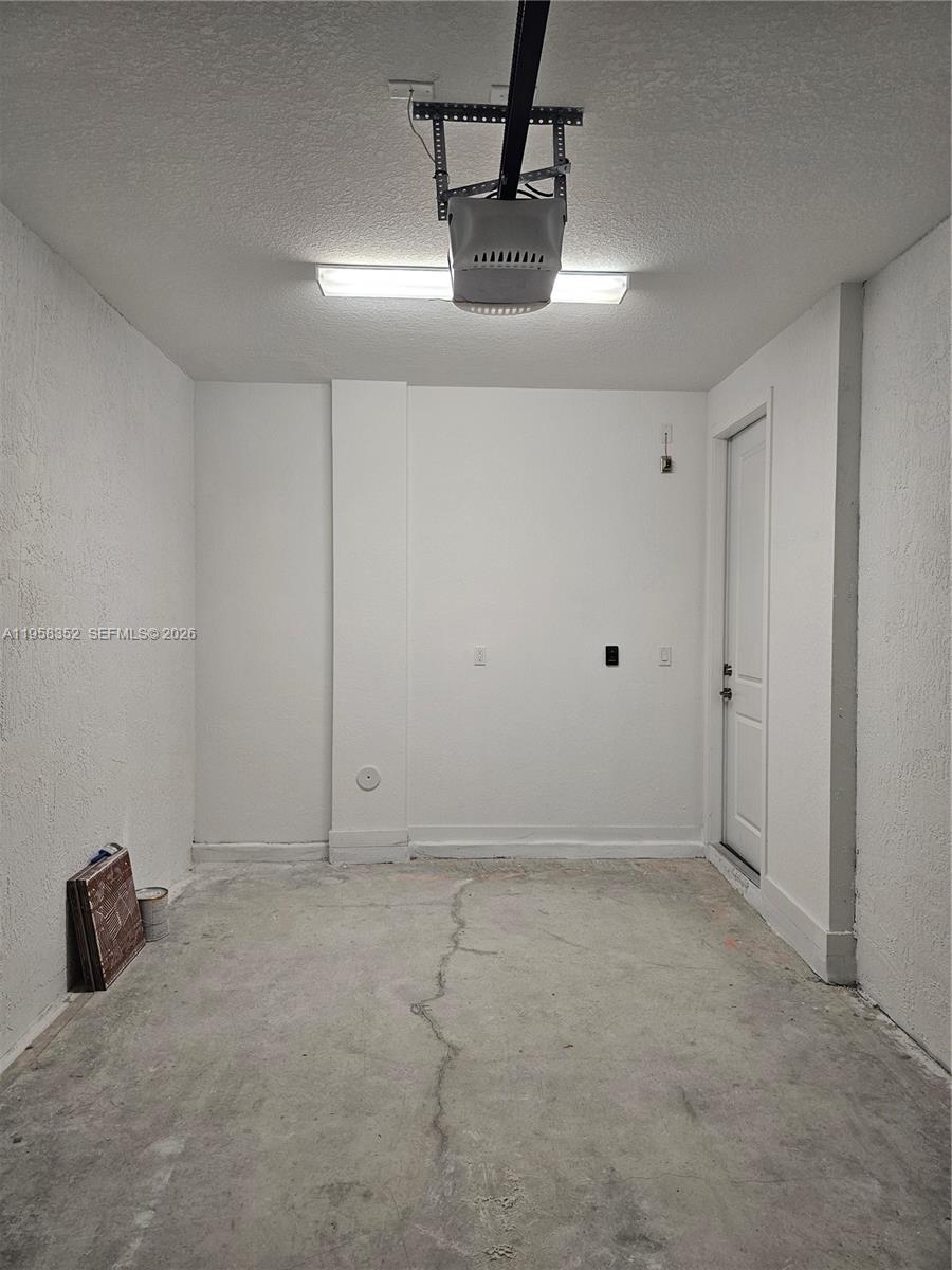 MC RESIDENTIAL - Residential