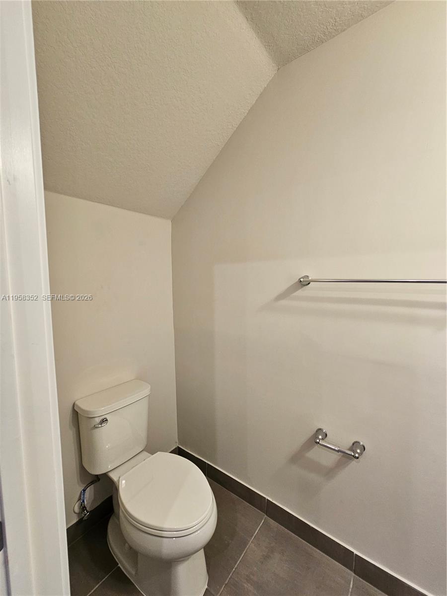 MC RESIDENTIAL - Residential