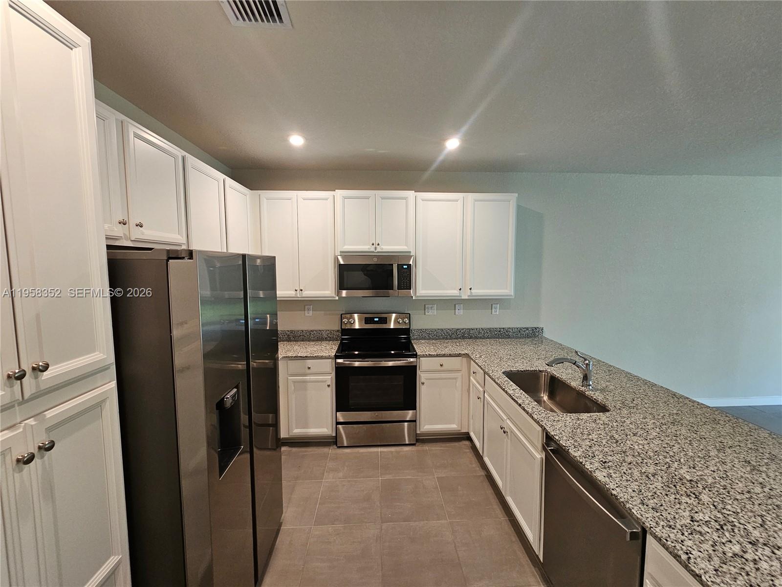 MC RESIDENTIAL - Residential