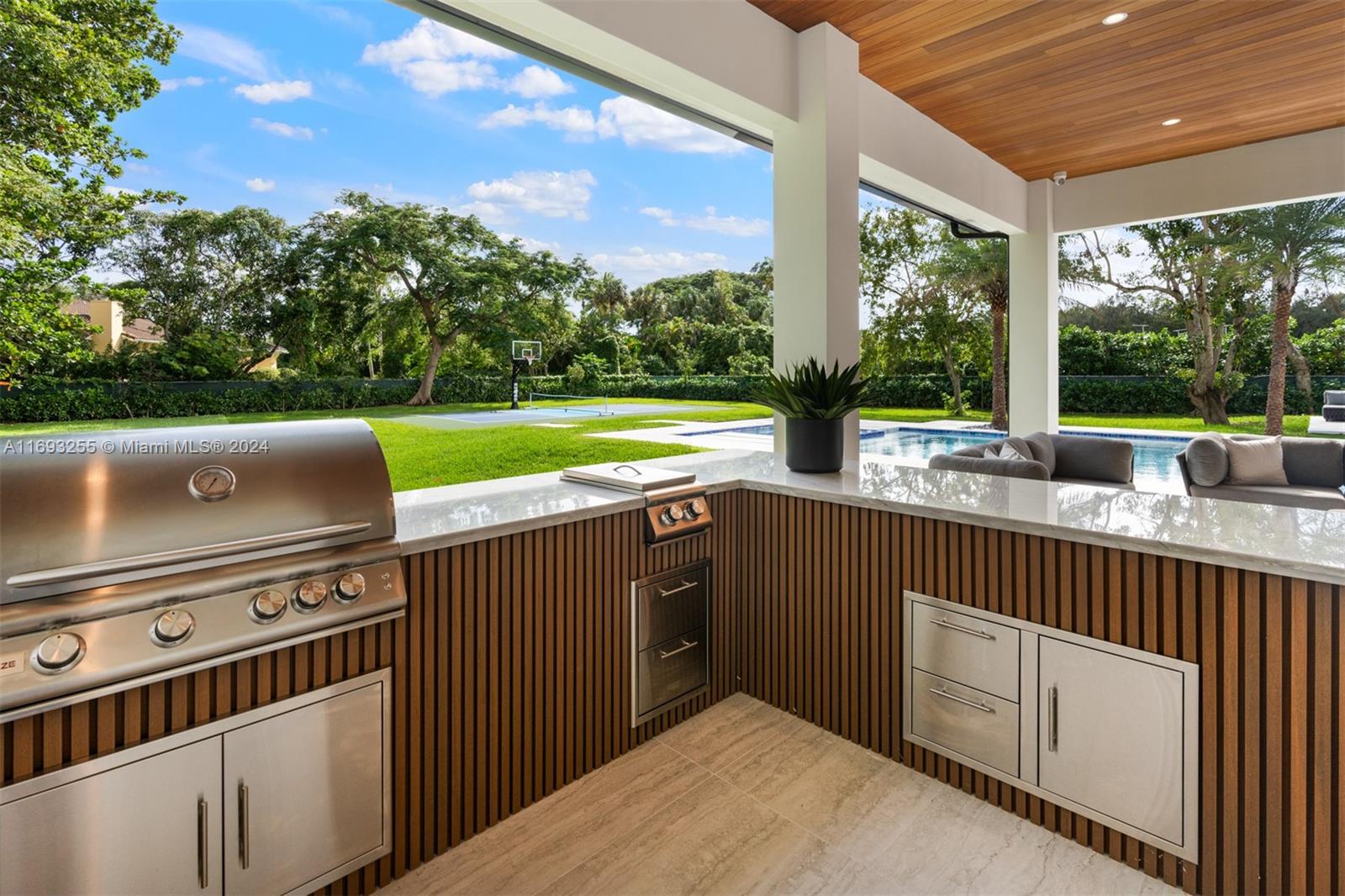 DOMUS ONE - Residential