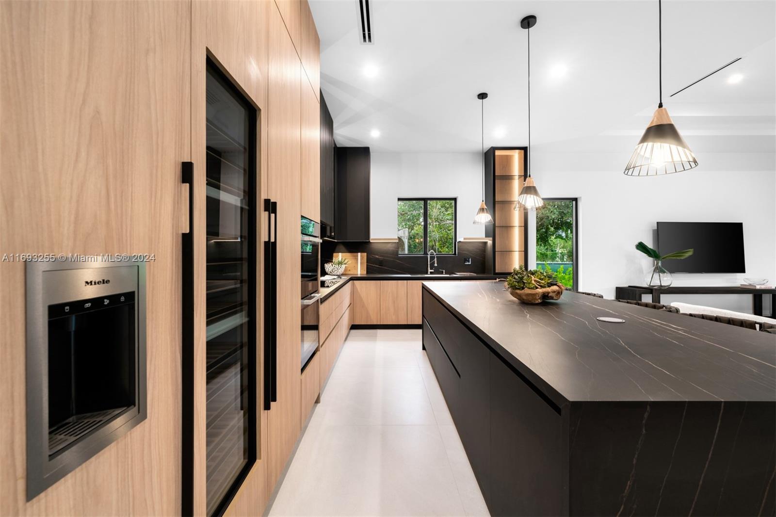 DOMUS ONE - Residential