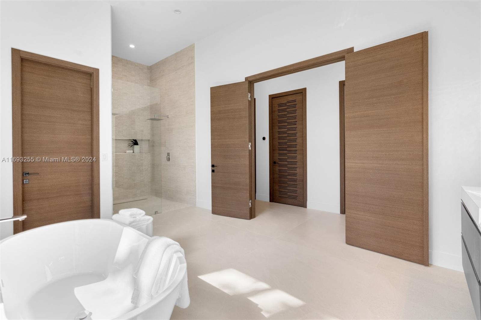 DOMUS ONE - Residential