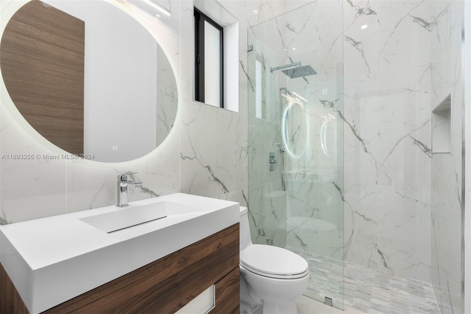 DOMUS ONE - Residential