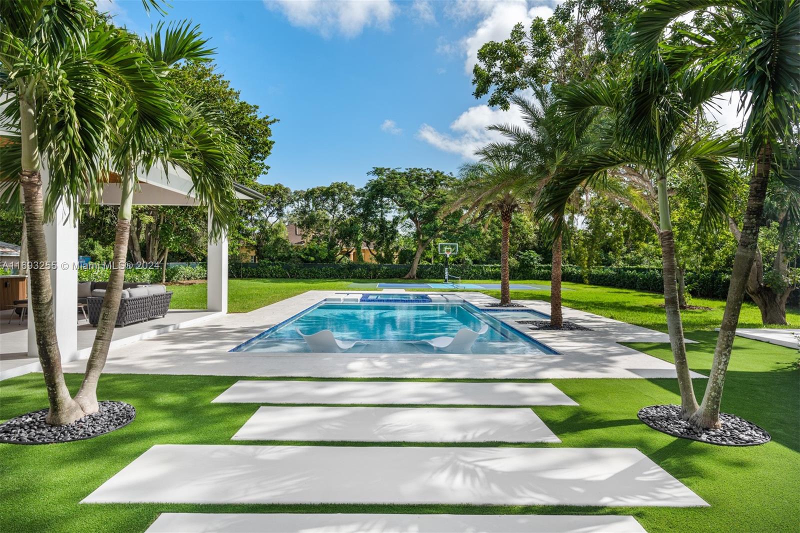 DOMUS ONE - Residential