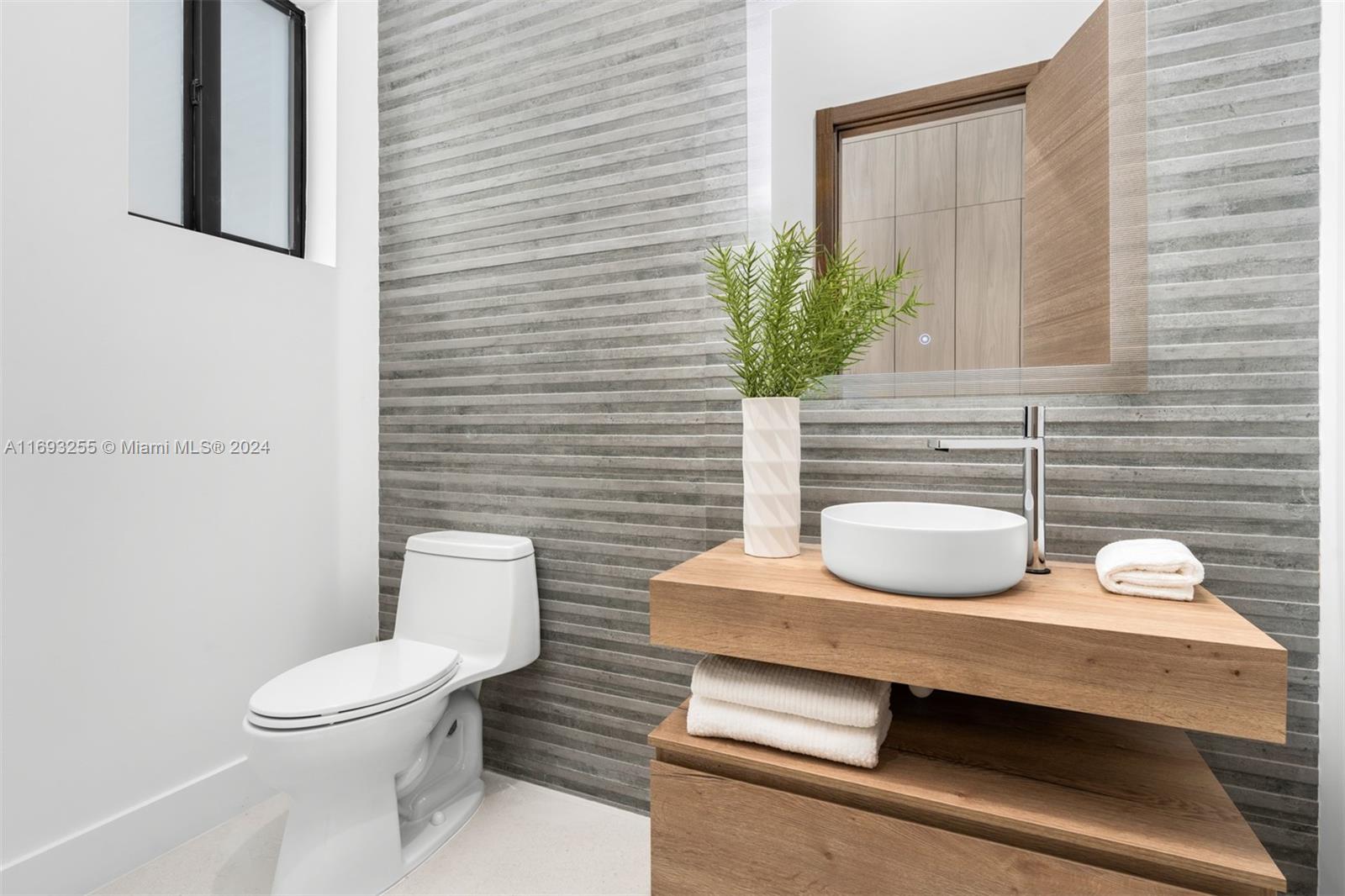 DOMUS ONE - Residential