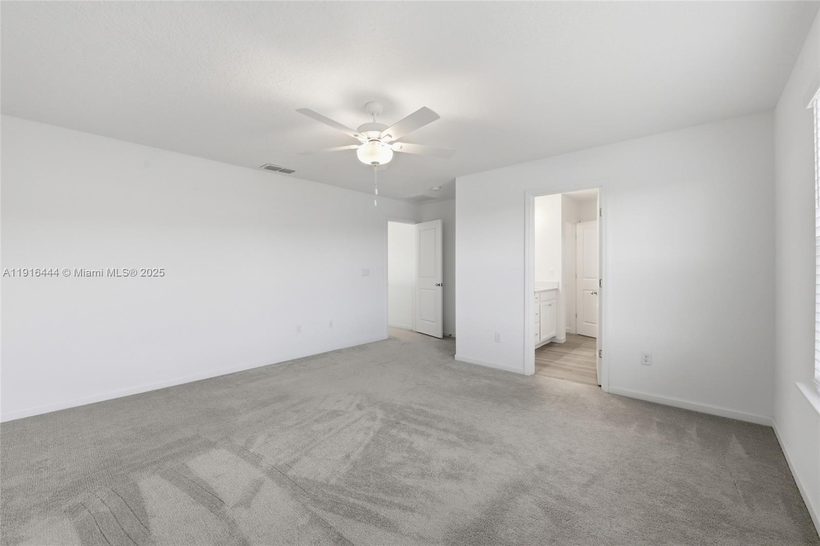 HIGHLAND CHASE - Residential