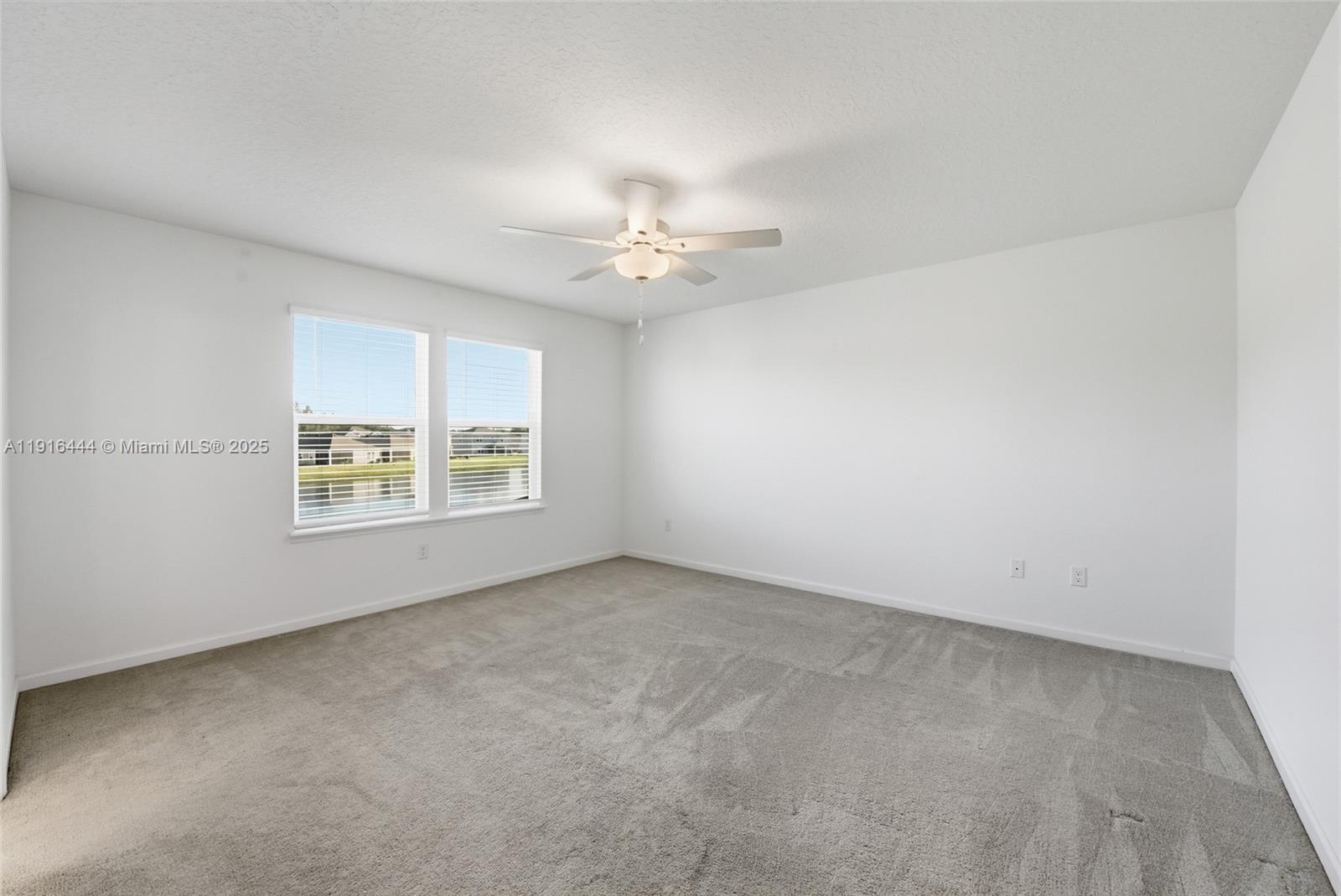 HIGHLAND CHASE - Residential