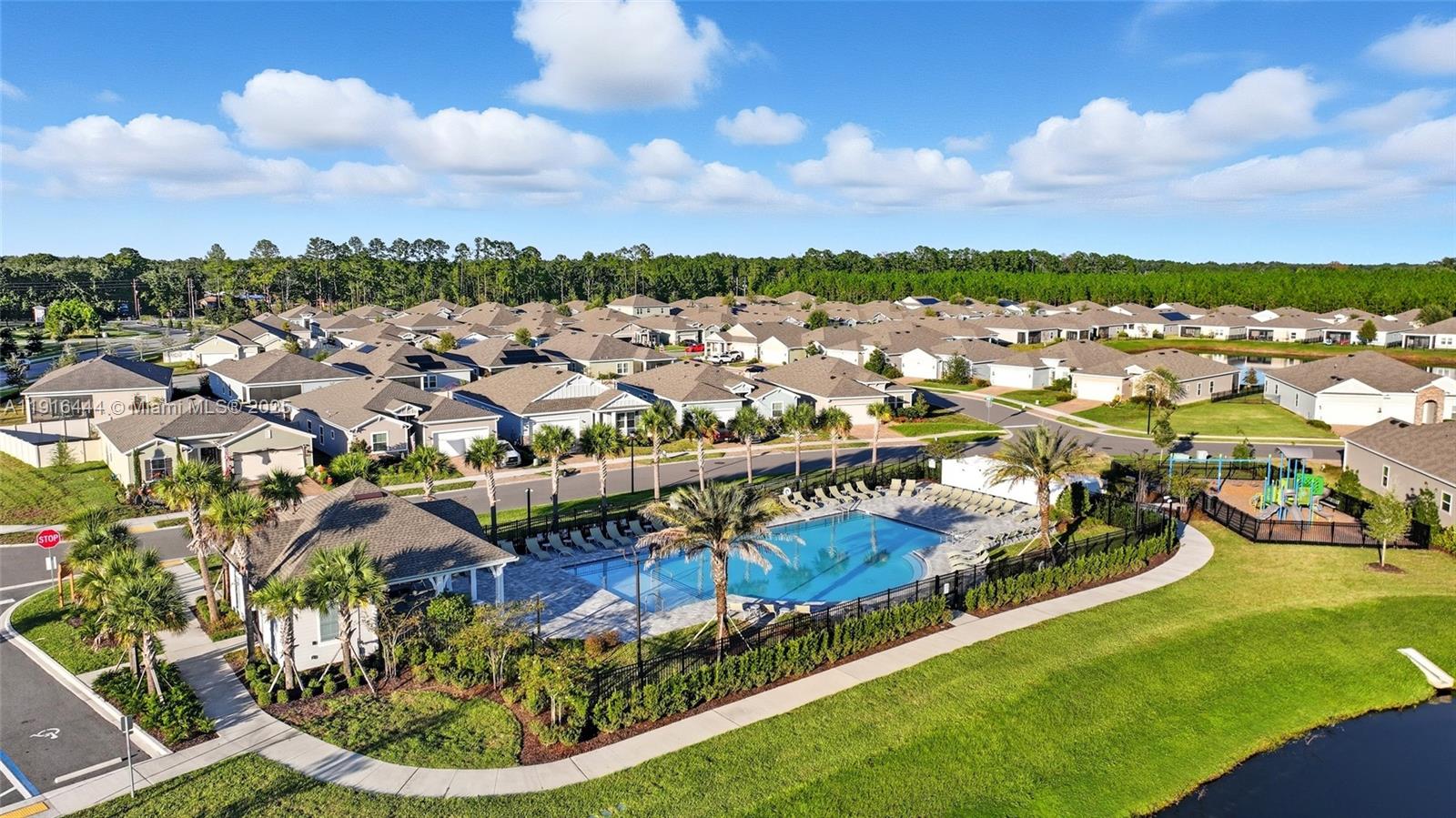 HIGHLAND CHASE - Residential