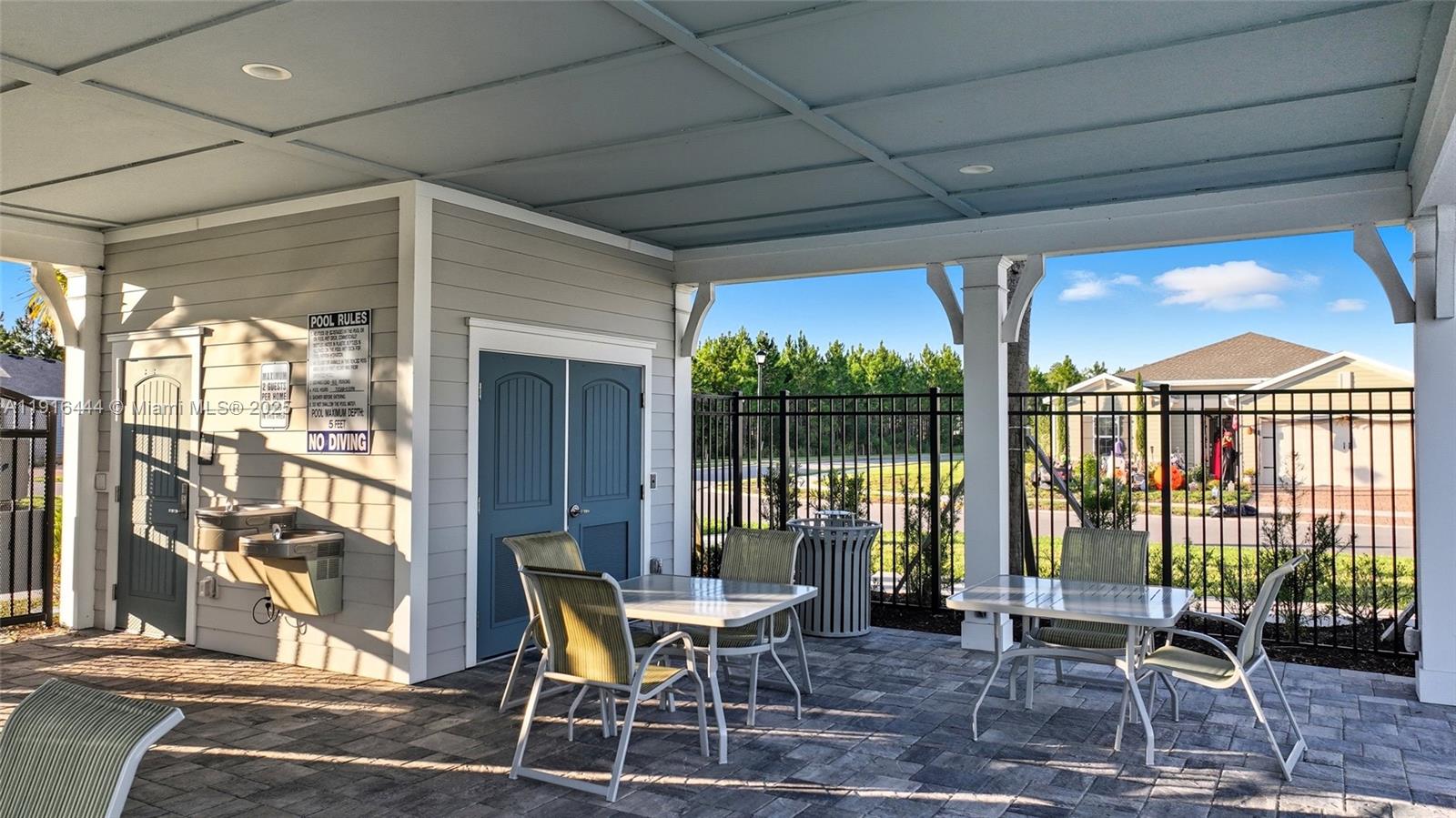 HIGHLAND CHASE - Residential