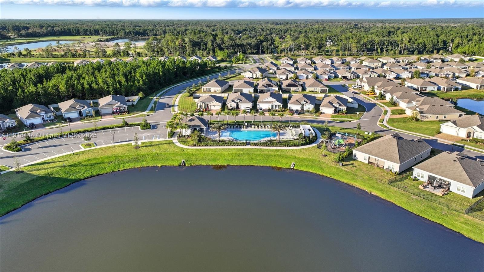 HIGHLAND CHASE - Residential