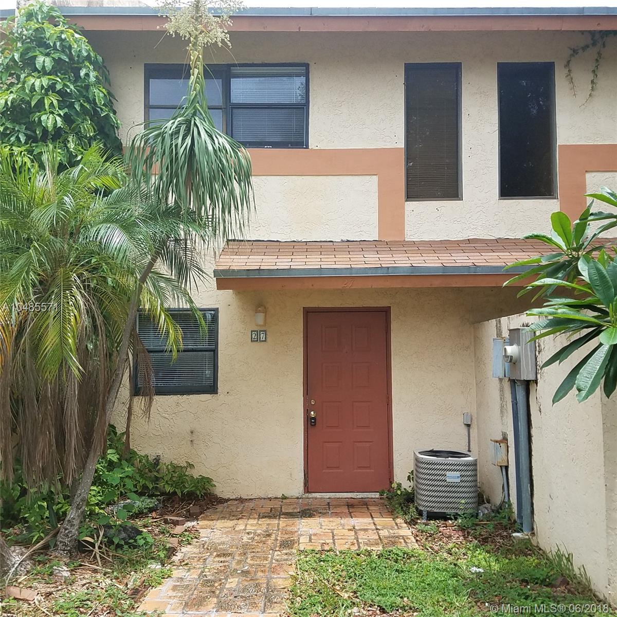 TRIANGLE PROPERTY - Residential