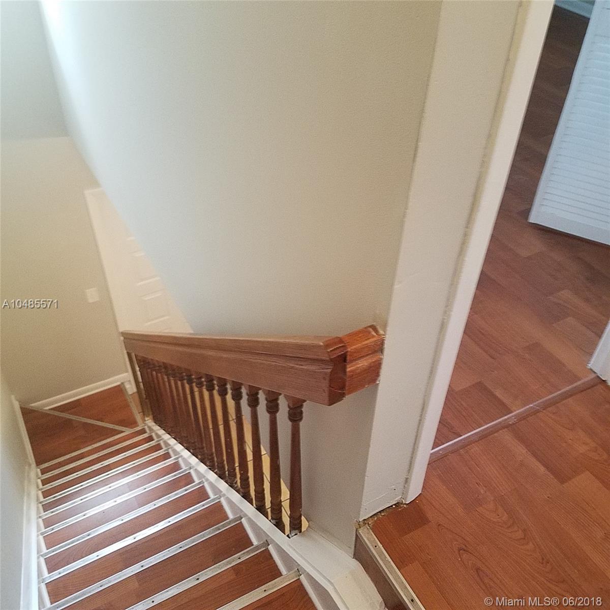 TRIANGLE PROPERTY - Residential