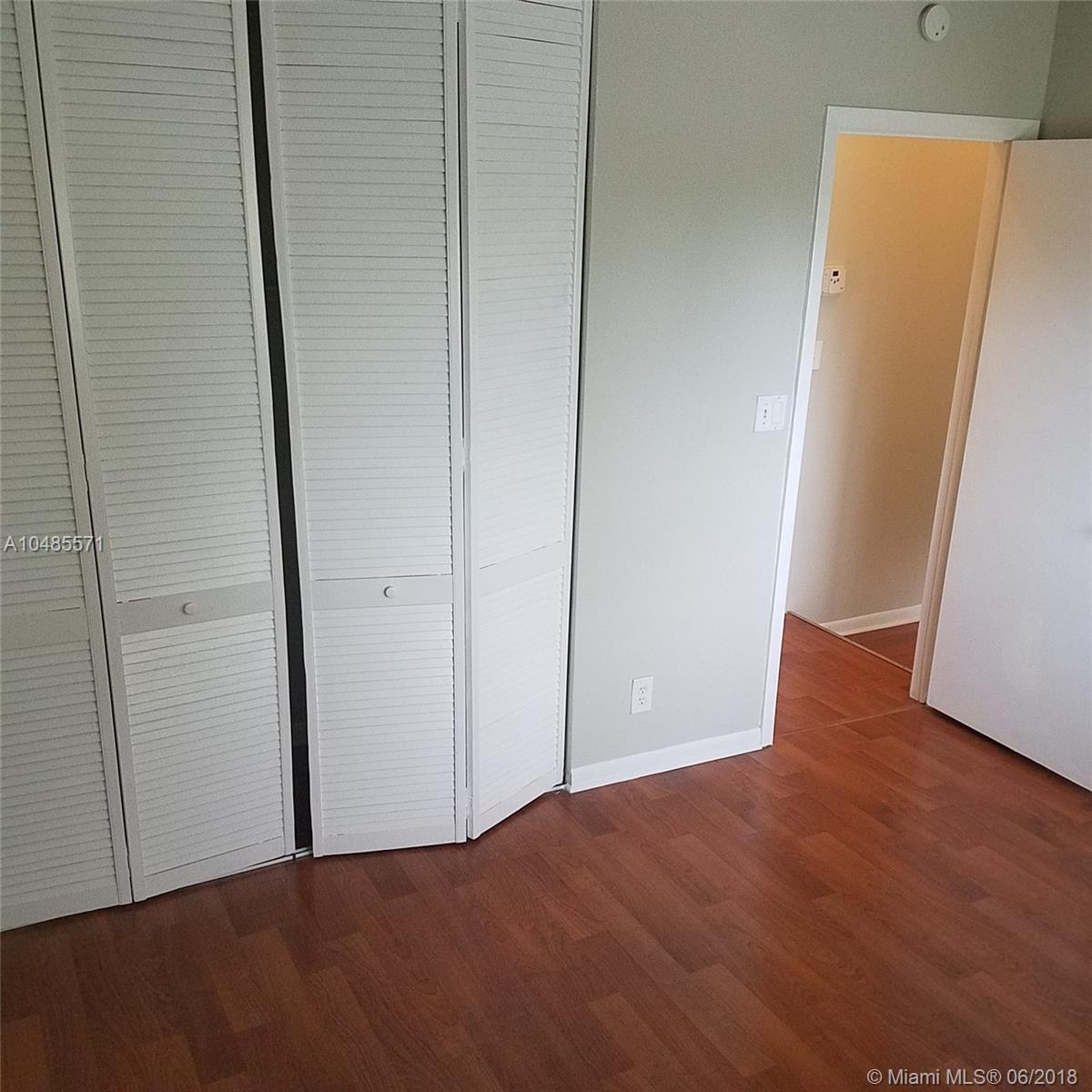 TRIANGLE PROPERTY - Residential