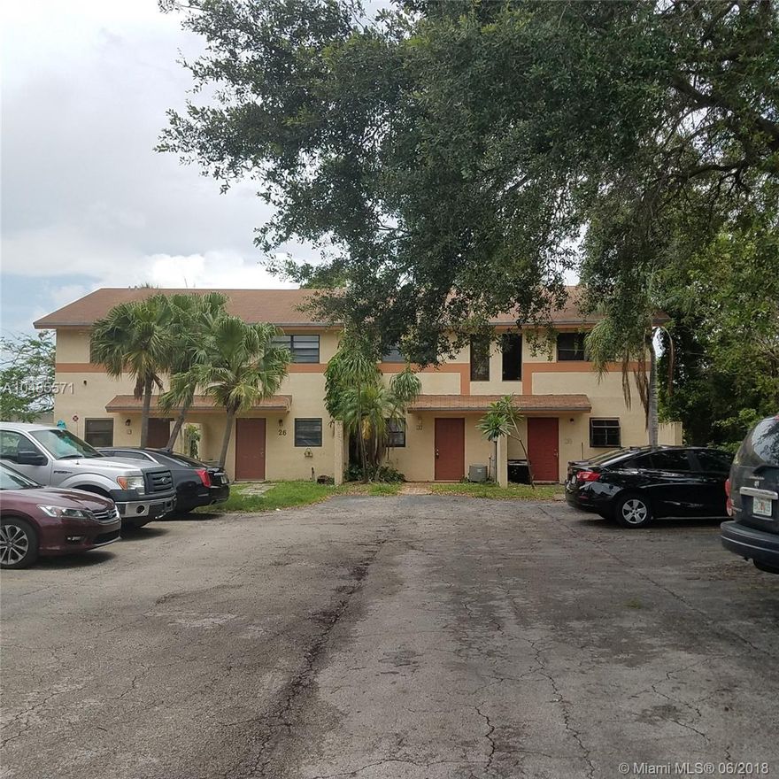 True townhouse, with enclosed backyard plus ample semi private grass area in rear.  Open front yard.  All tile floors.  Plenty of parking.  Ceiling fans.  Tenant will move in on 6/15/18 for one year at $1300/M.
Seller prefers to use to Nestor B. Gorfinkel of Gorfinkel Law Chartered as closing agentOngoing Special Assessment has been paid in full