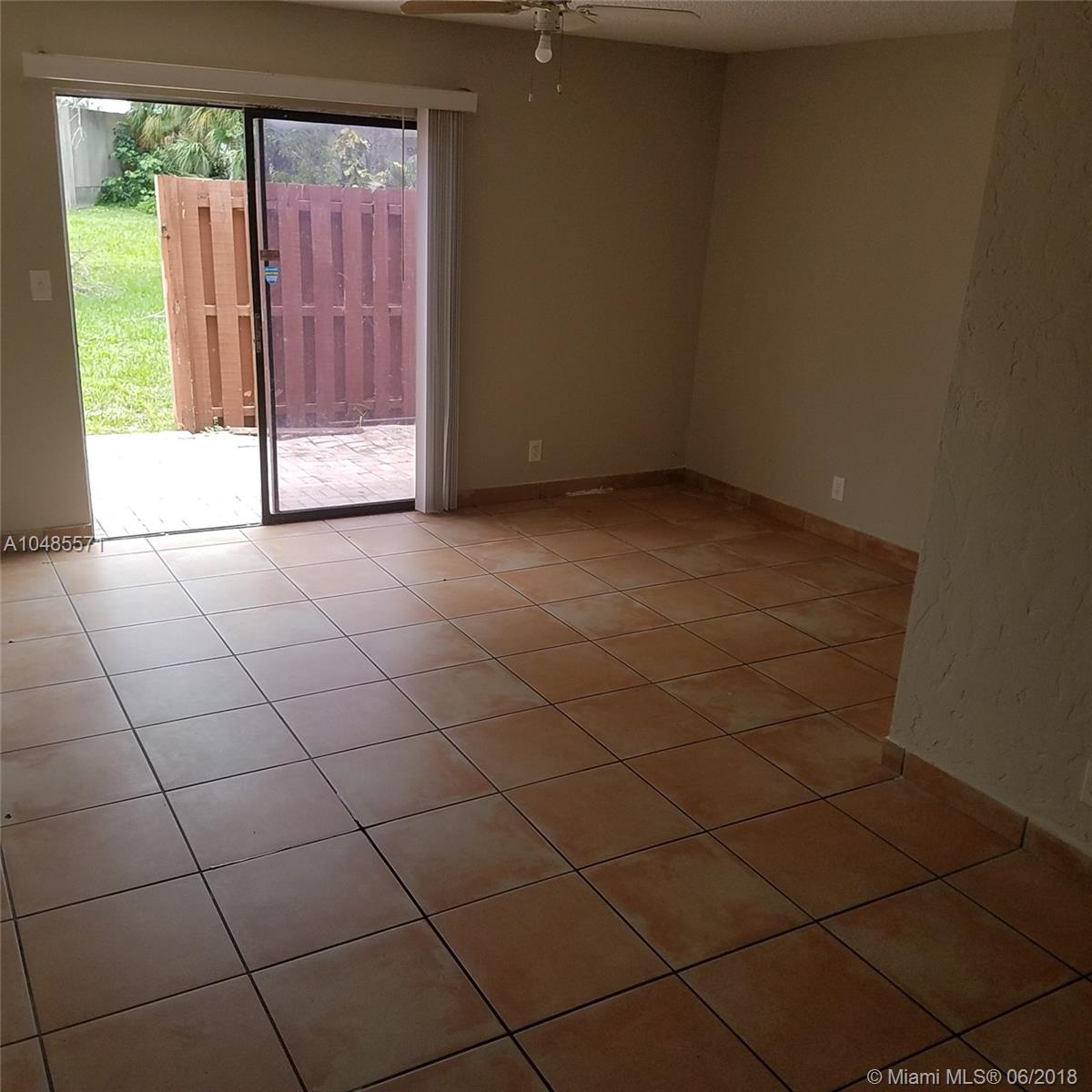 TRIANGLE PROPERTY - Residential