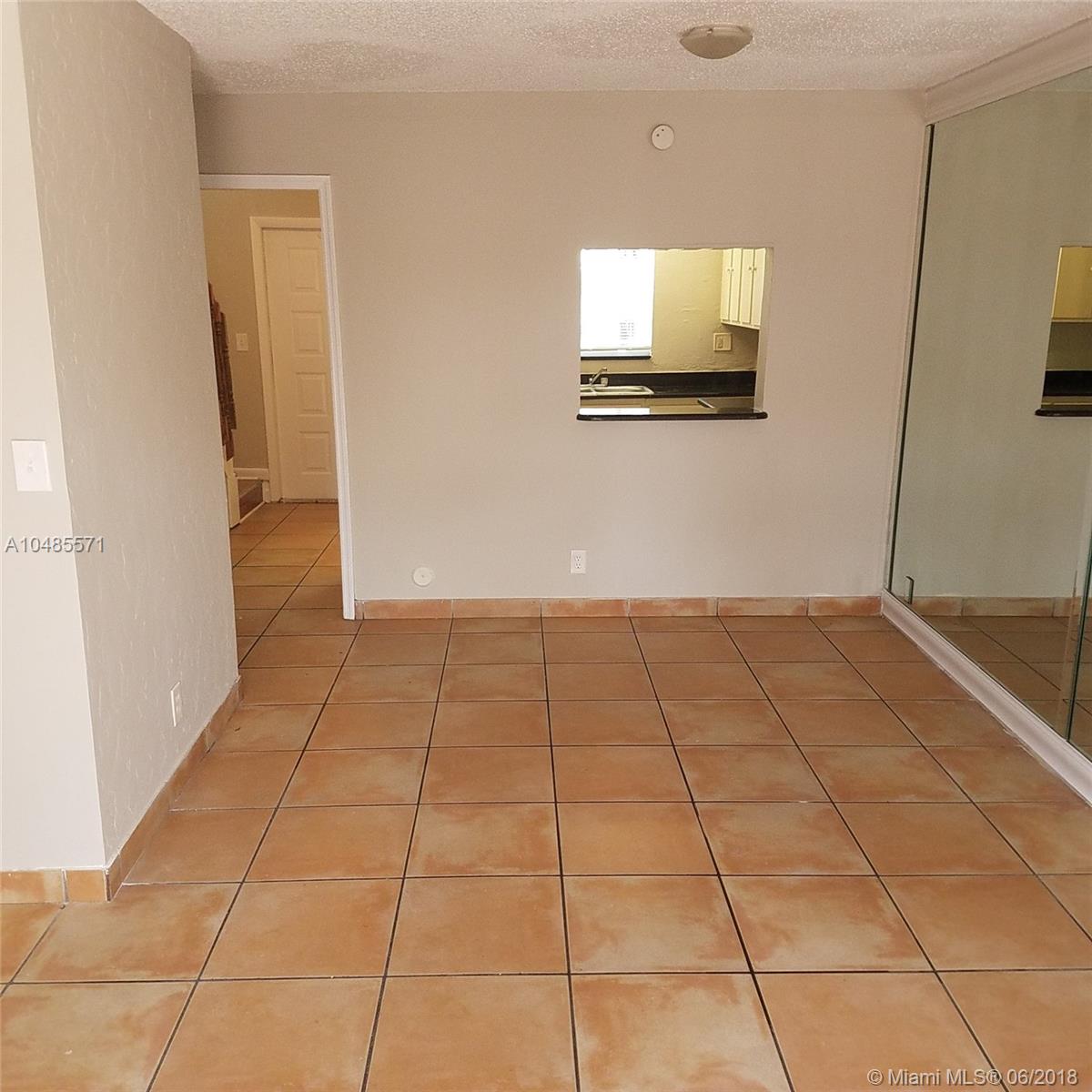 TRIANGLE PROPERTY - Residential