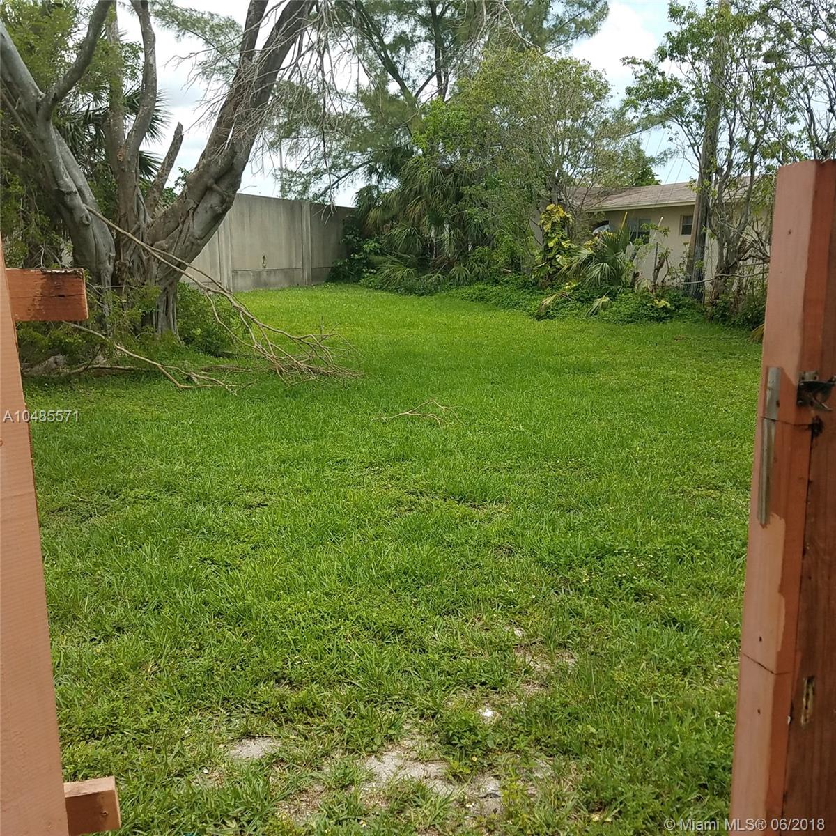 TRIANGLE PROPERTY - Residential