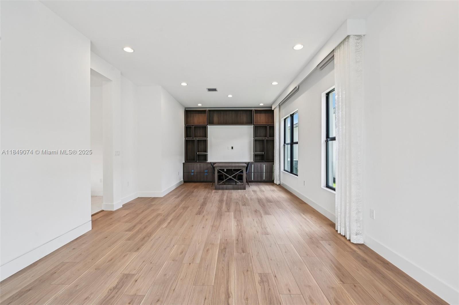 BRIDGES MIZNER PUD BRIDGE - Residential