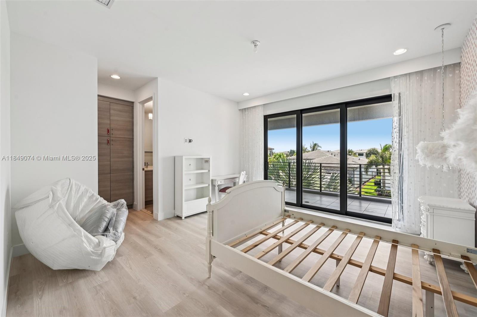 BRIDGES MIZNER PUD BRIDGE - Residential