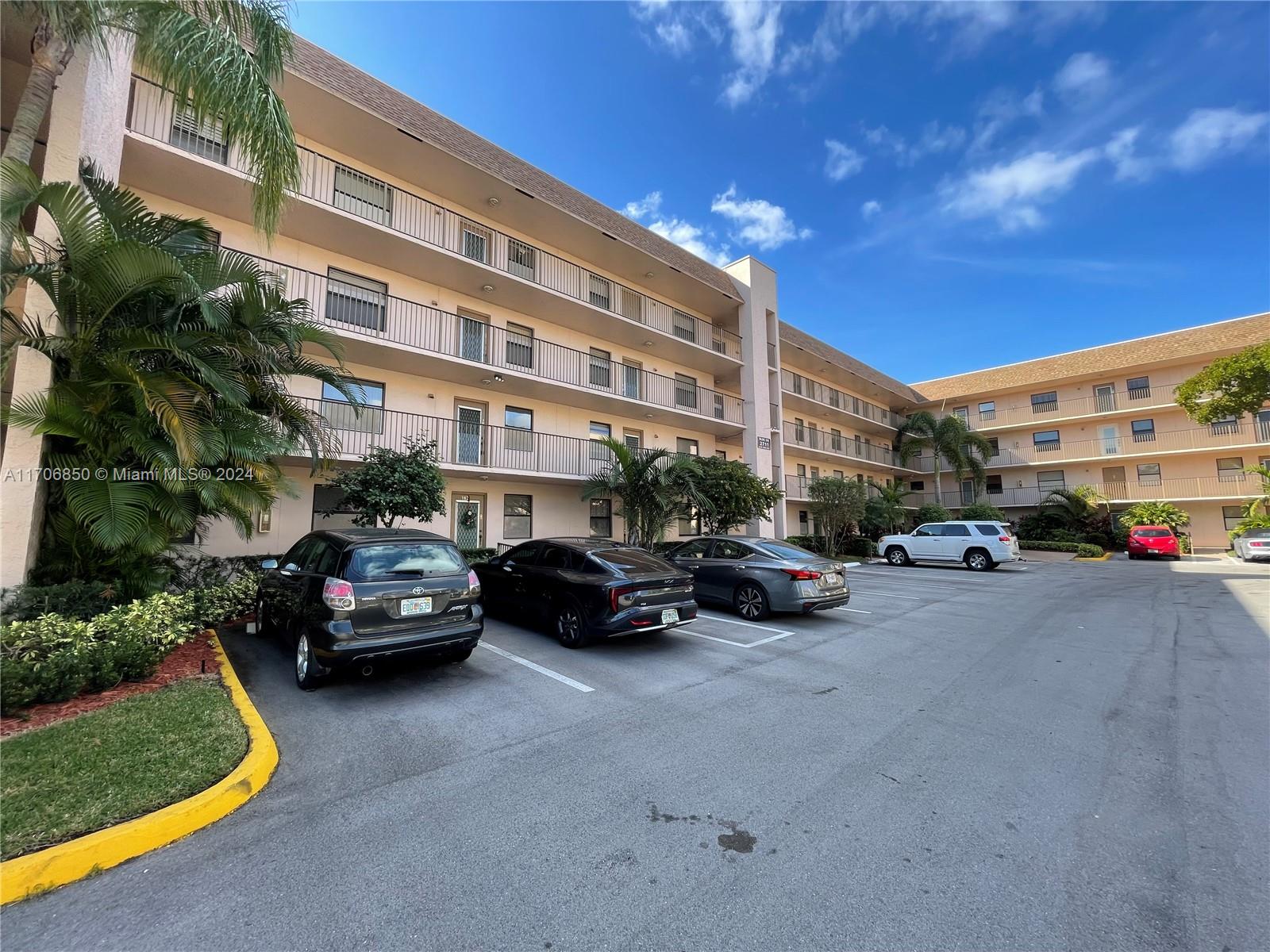 Property for Sale at 2711 Nw 104th Ave 406, Sunrise, Miami-Dade County, Florida - Bedrooms: 1 
Bathrooms: 1  - $90,000