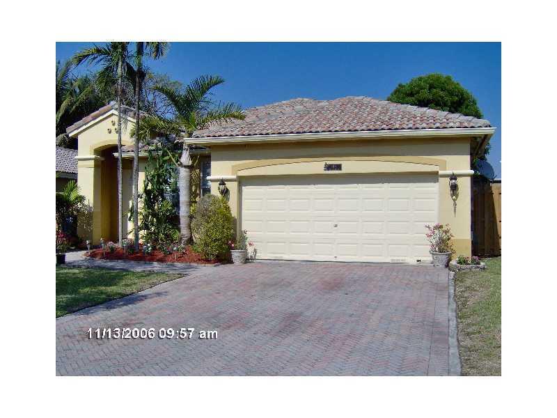 PARK LAKES SEC 1 - Residential Lease