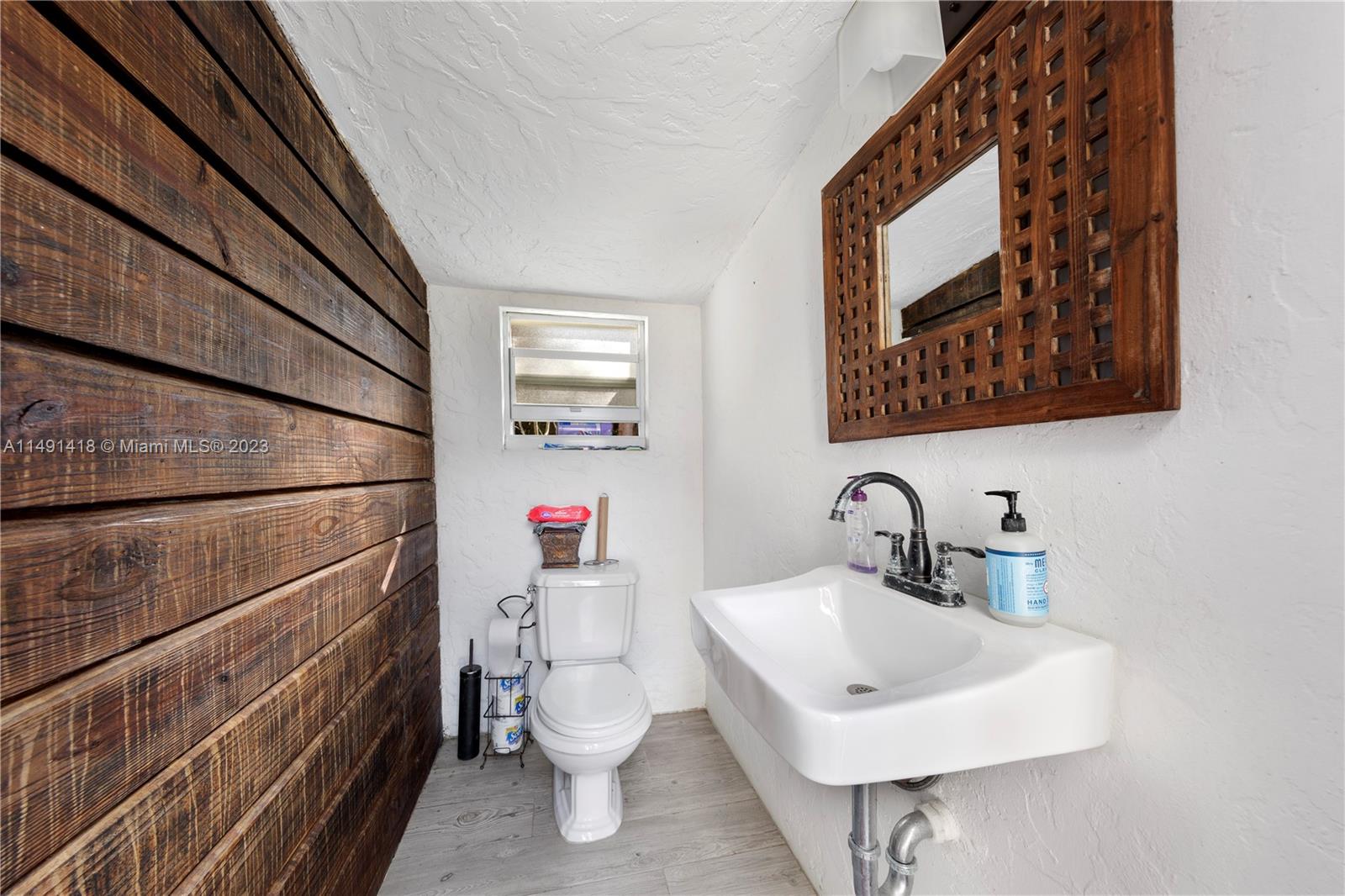 10 AC EQUESTRIAN 2 PARCELS - Land