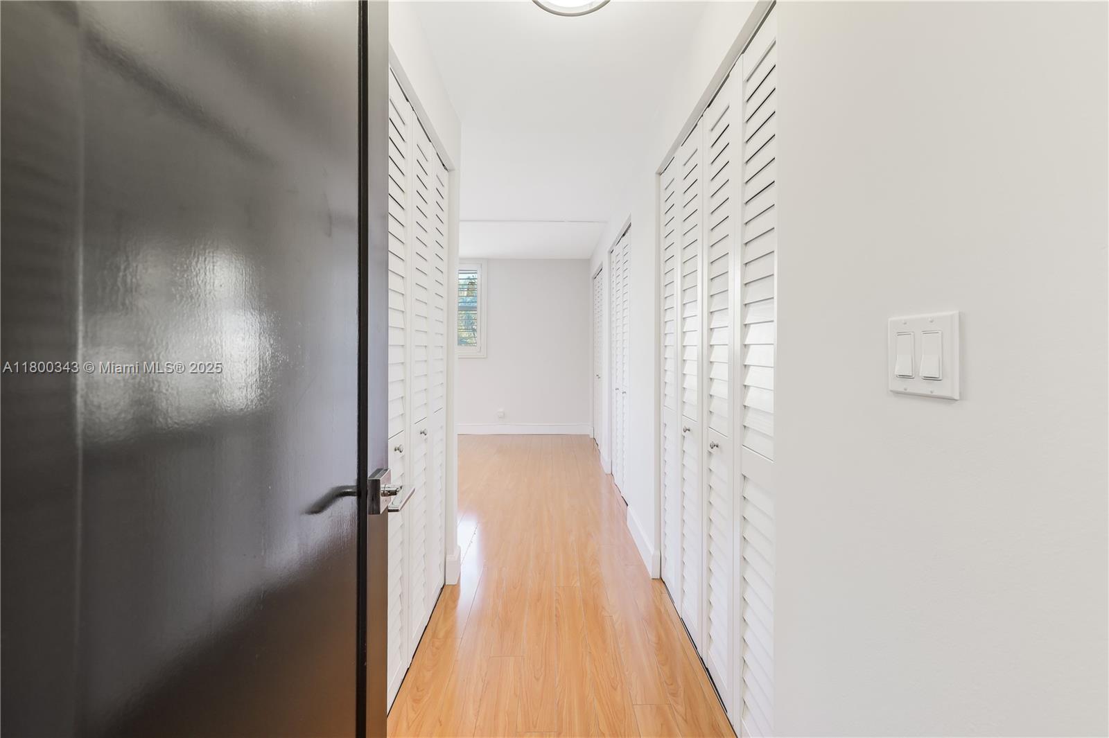 MEADOWBROOK LAKES VIEW BL - Residential