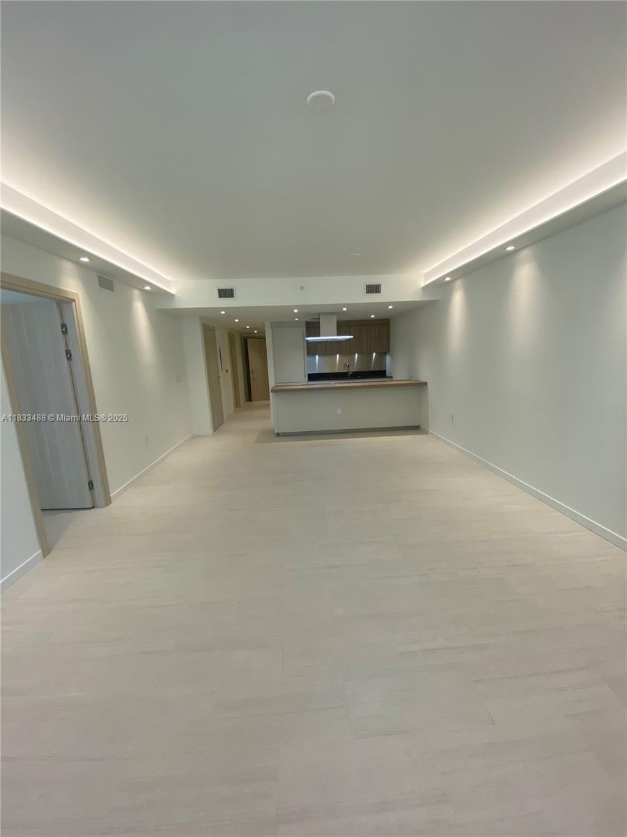 1000 Brickell Plaza 2707