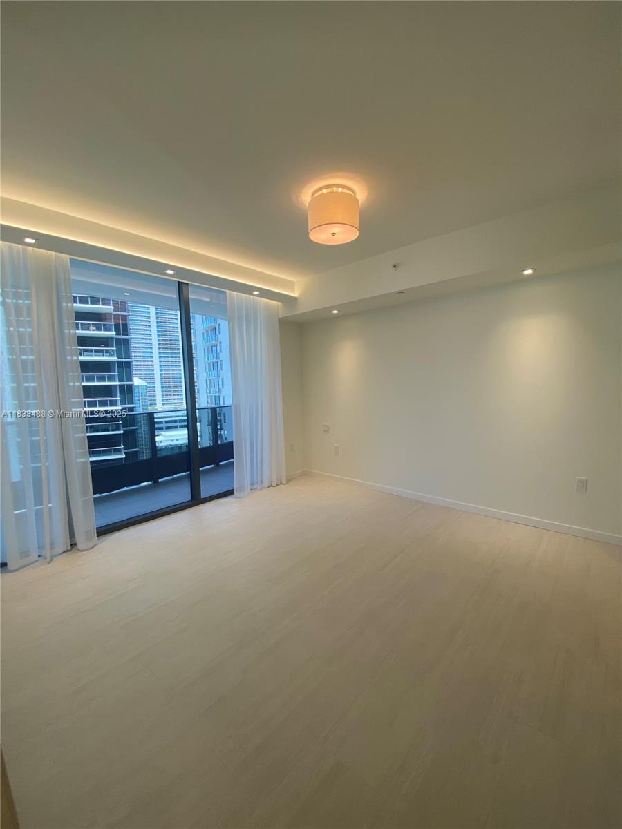 BRICKELL FLATIRON CONDO - Residential Lease