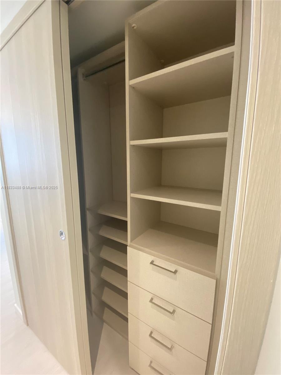 BRICKELL FLATIRON CONDO - Residential Lease